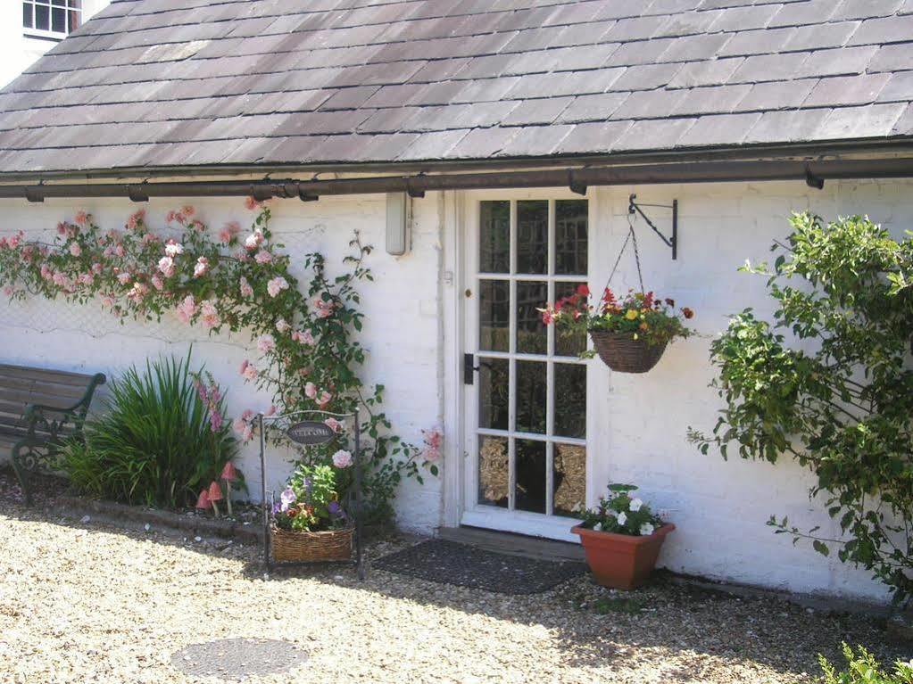 Detling Coachhouse Bed and Breakfast Maidstone Eksteriør billede